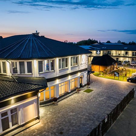 Hotel Coloseum Jarosław Exterior foto