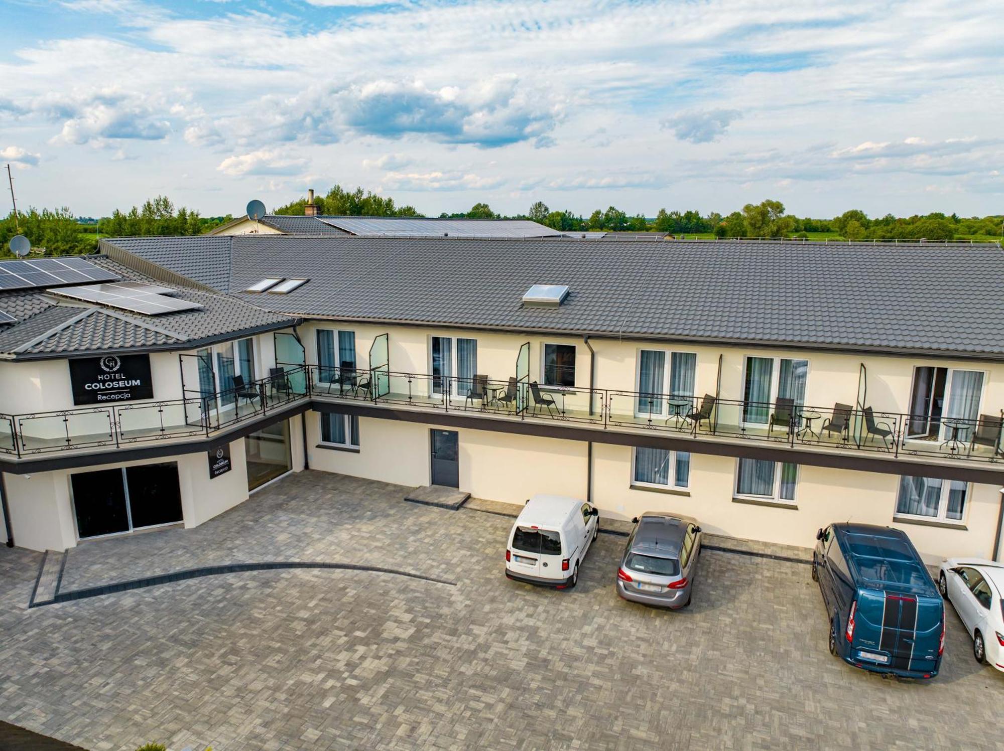 Hotel Coloseum Jarosław Exterior foto