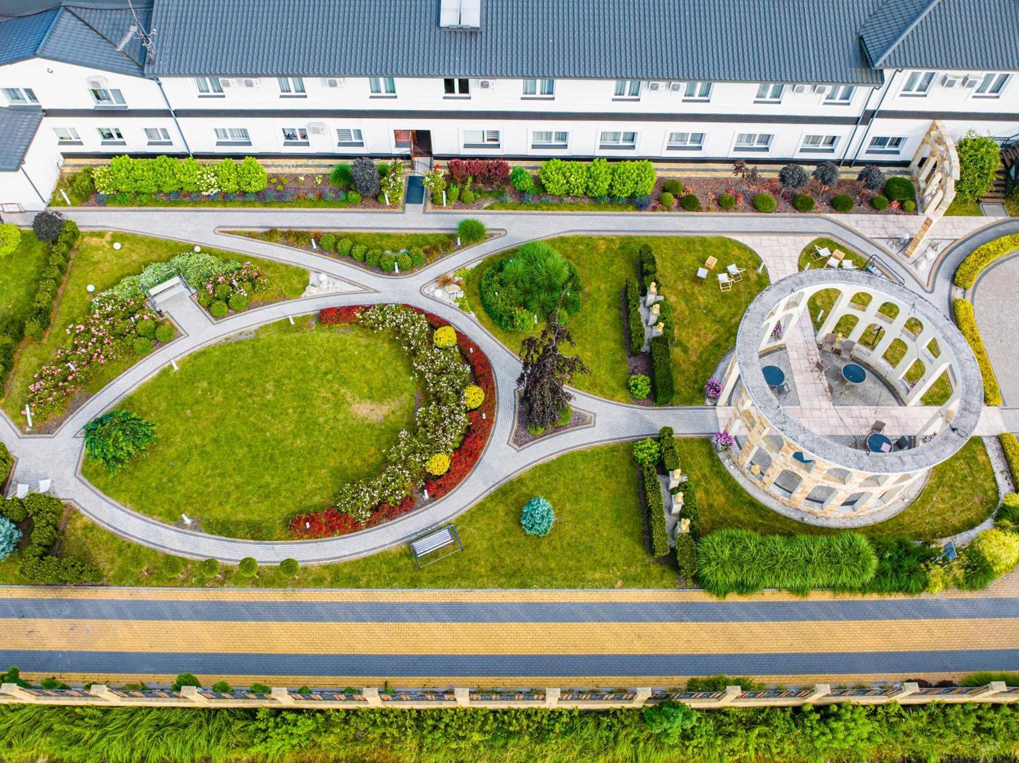 Hotel Coloseum Jarosław Exterior foto